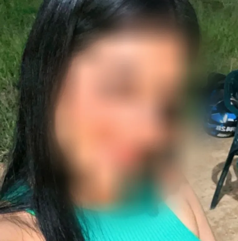 Chantal, 20