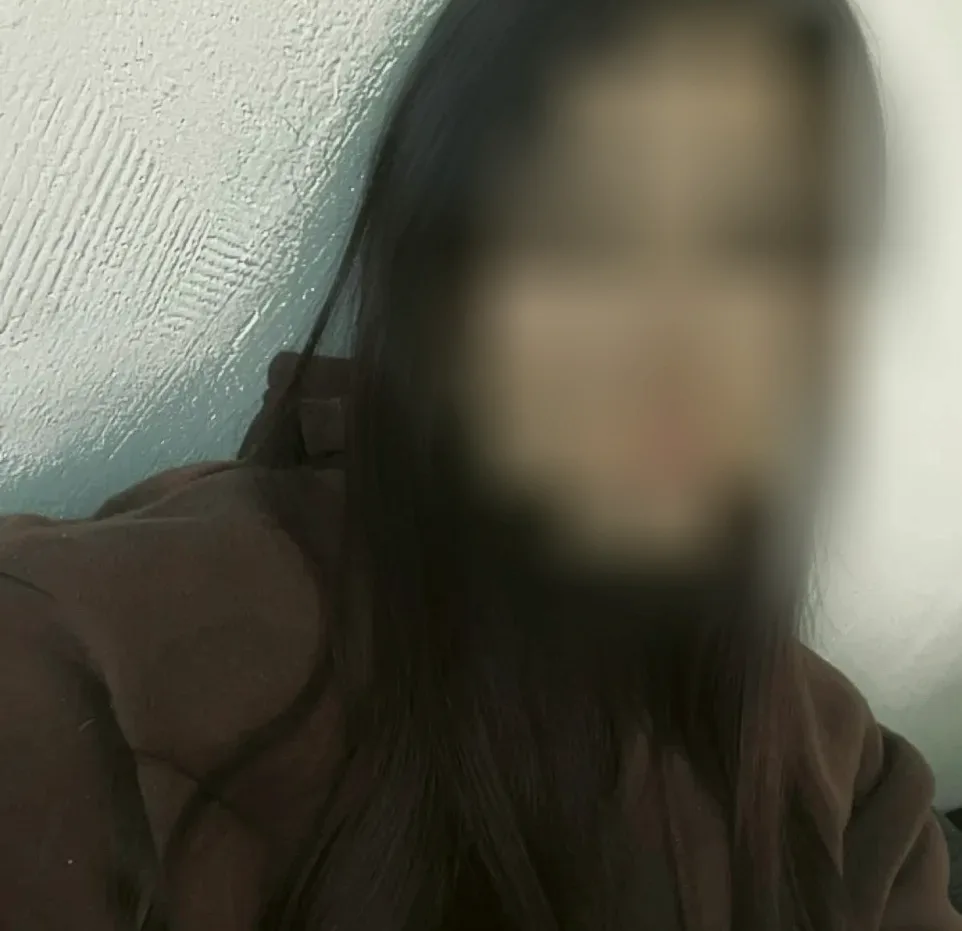 Fleur, 21